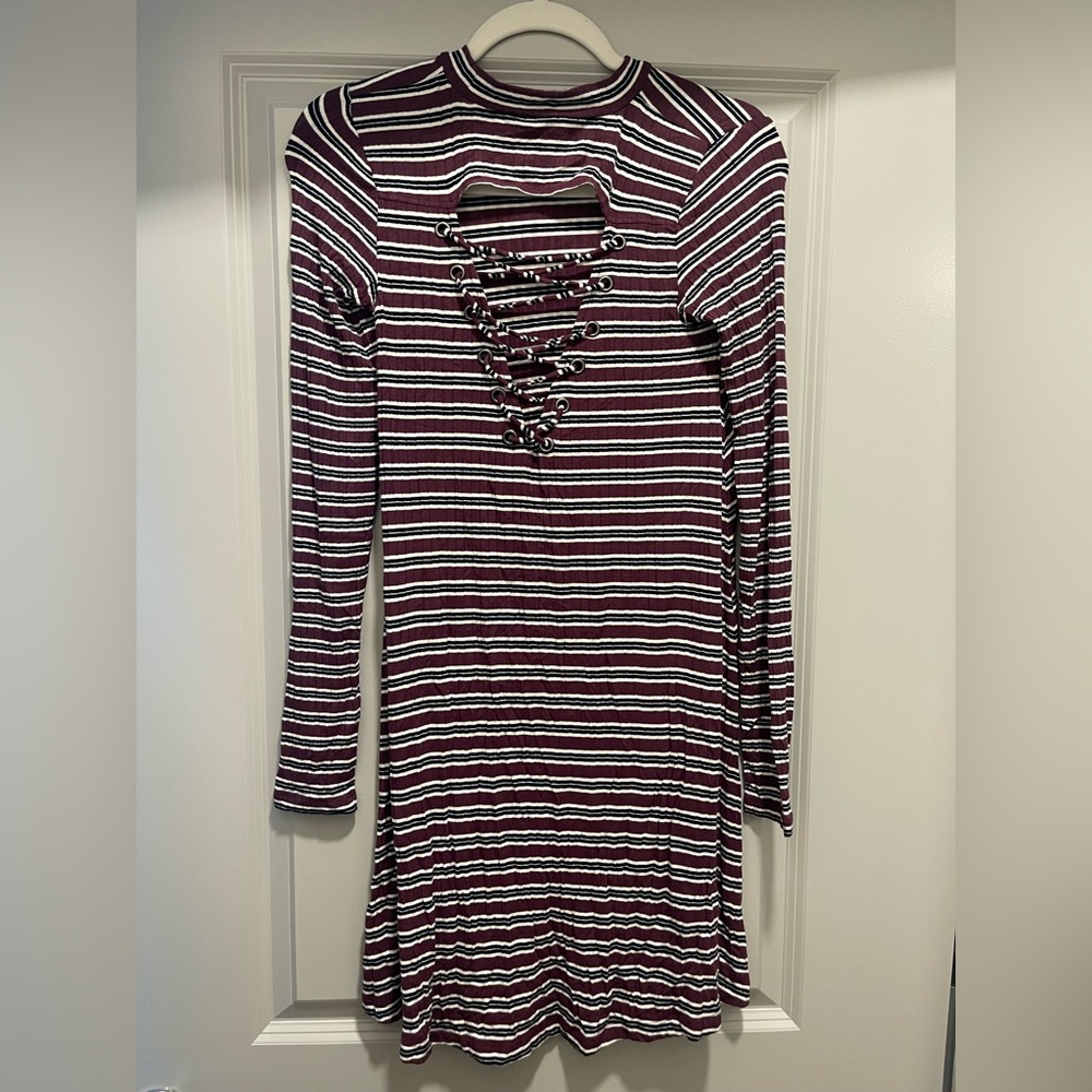 NWT American Eagle Outfitters Maroon and White Striped dress - Picture 4 of 5